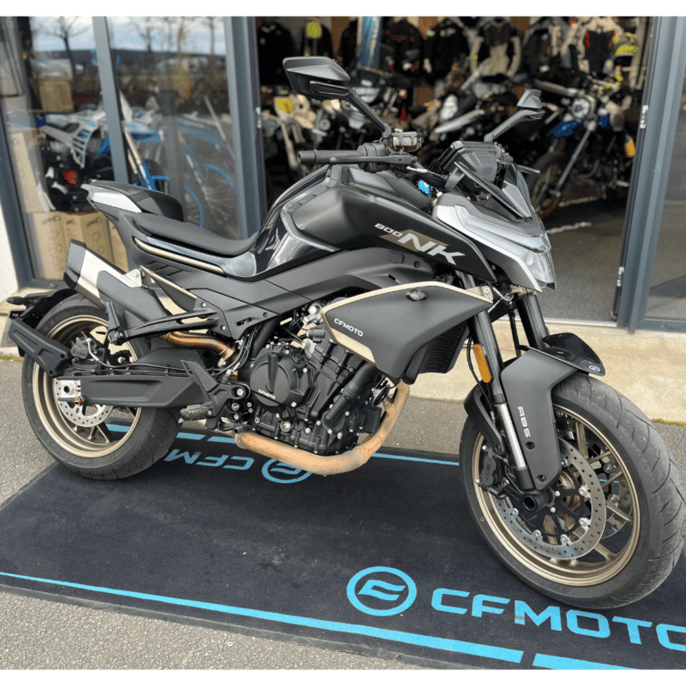 CF Moto 800 NK noire